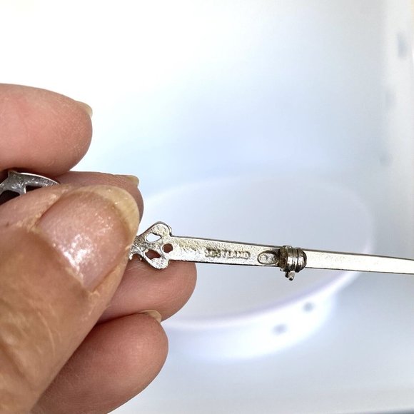 Scotland Silvertone Large Purple Stone Kilt Shawl Pin Sword Crown...143 - Picture 9 of 10